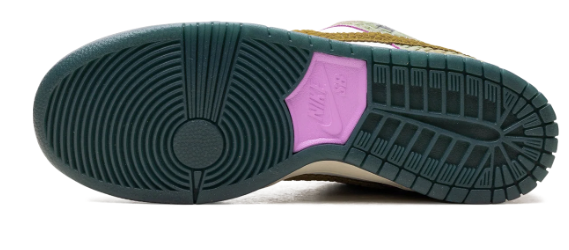 Nike SB Dunk Low Pro Alexis Sablone 'Chameleon' HJ3386-300