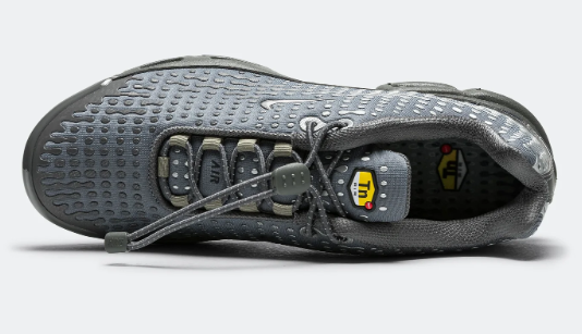 Nike Air Max Plus VII 'Iron Grey / Smoke Grey' IQ0282-084