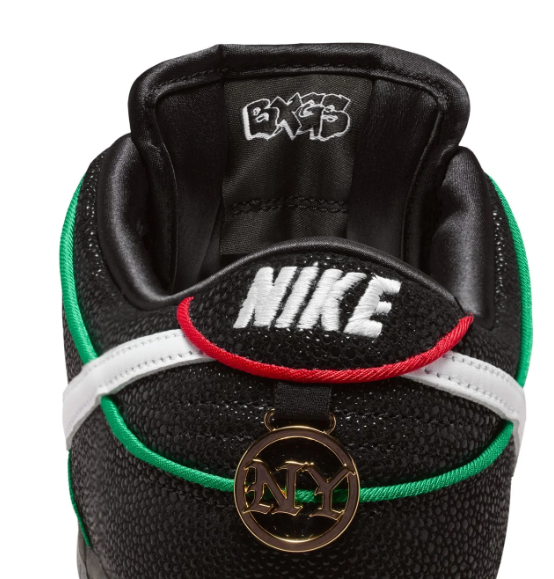 Nike SB Dunk Low Pro QS 'Black/White/Challenge Red' 304292-614